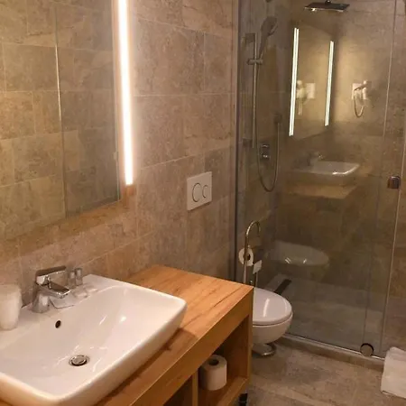 Hotel Diana 3*