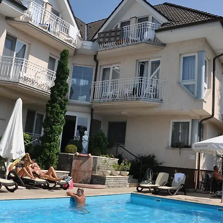 Diana Hotel