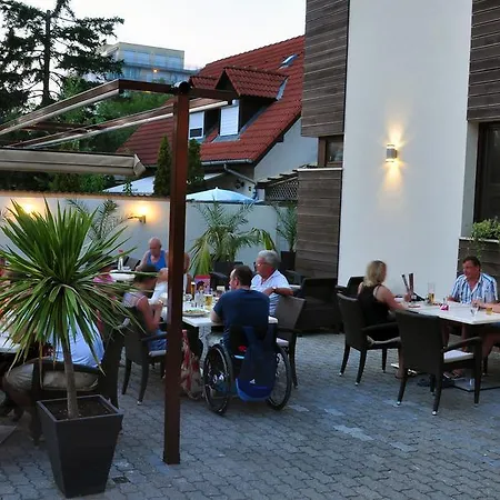 Hotel Diana 3*