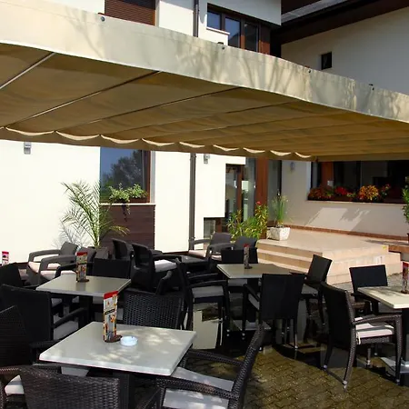 Diana Otel