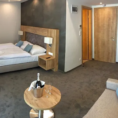 Hotel Diana Siofok