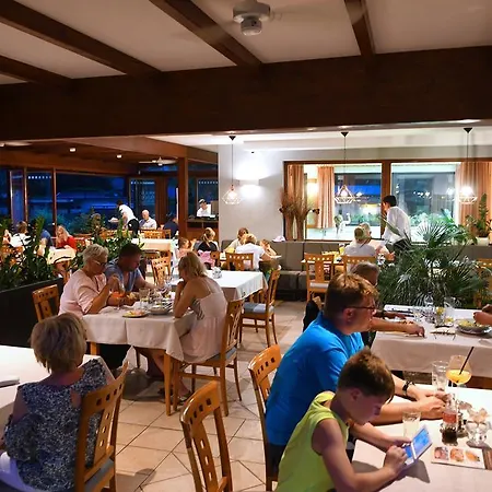 Ξενοδοχείο Diana